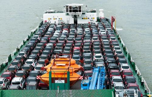 Explozie a importurilor de autoturisme chinezești în Uniunea Europeană